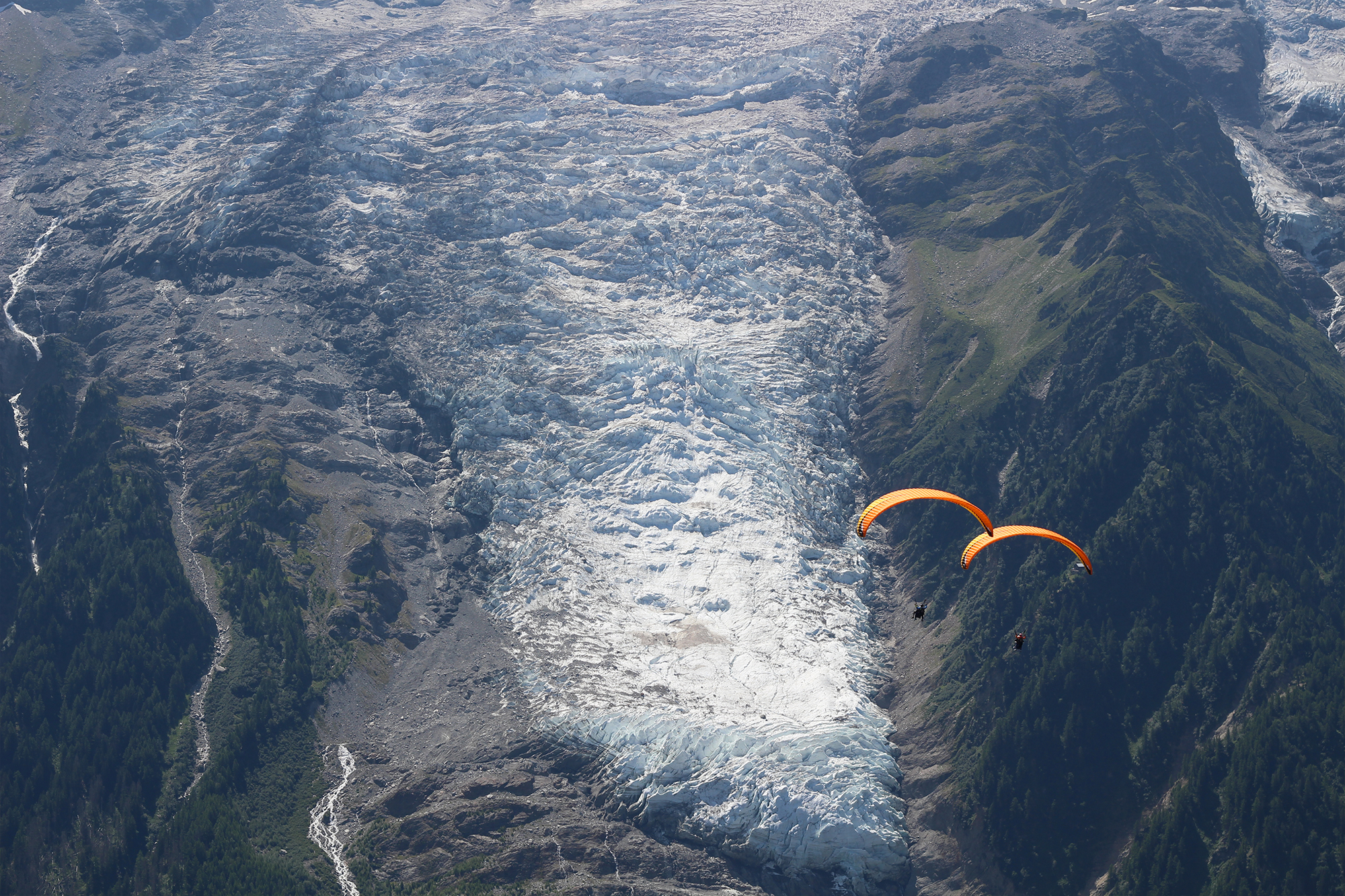 Paragliding in front of Mont-Blanc